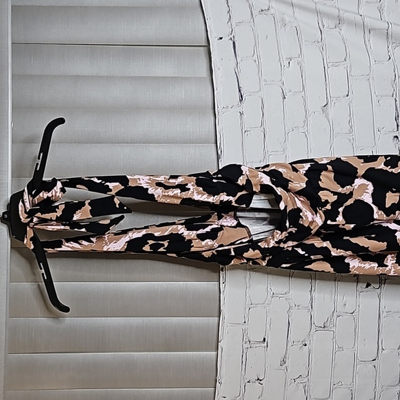 DVF for Target NWT Women’s Halter Leopard Jumpsuit Size XL - Picture 5 of 8